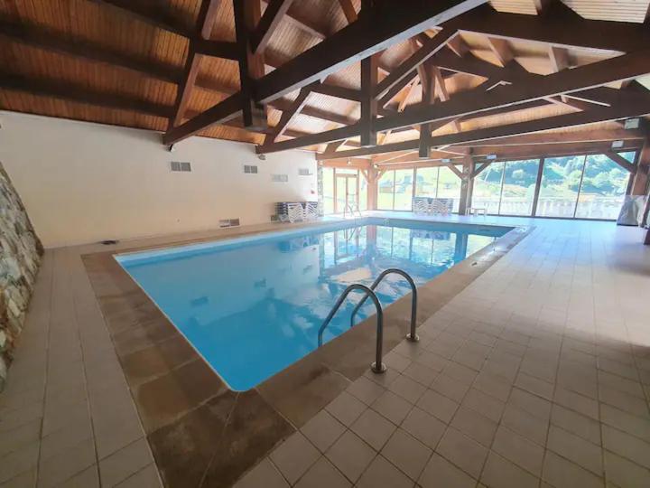 Pleine Nature Pied Pistes Piscine Chauffee Ustou Экстерьер фото
