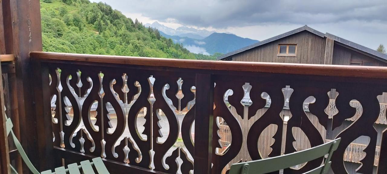 Pleine Nature Pied Pistes Piscine Chauffee Ustou Экстерьер фото